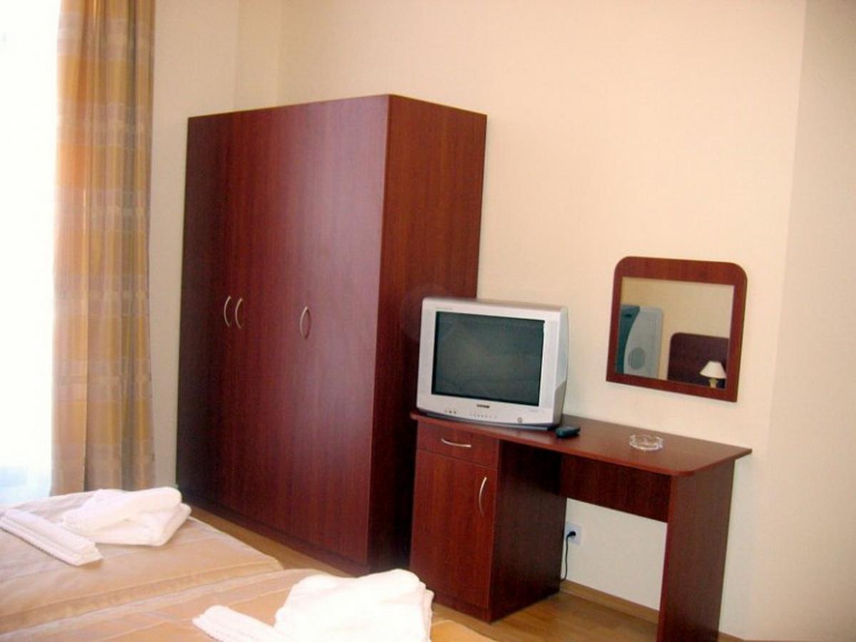 بوروفتس Persey Flora Apartments الغرفة الصورة