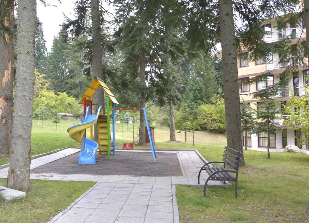 بوروفتس Persey Flora Apartments المظهر الخارجي الصورة